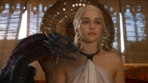 Daenerys-Targaryen-and-dragon-season-3