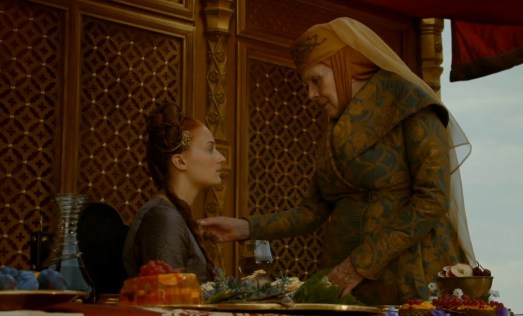 Olenna_and_Sansa_2